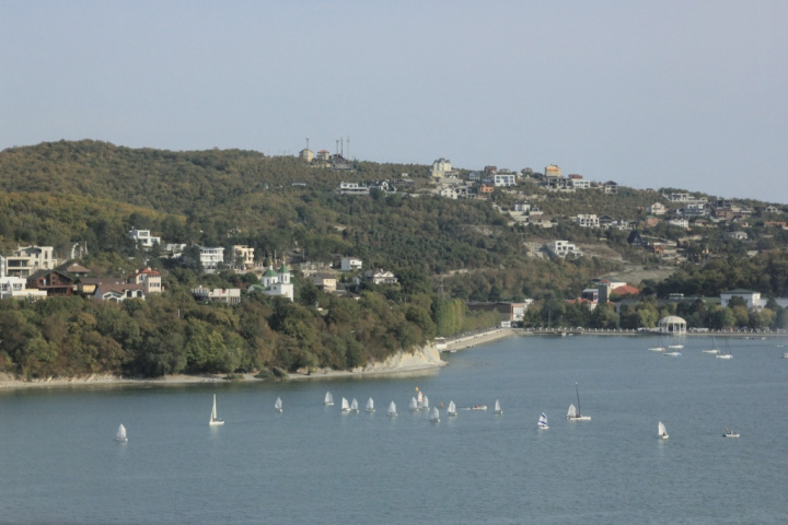 Avdallini Golden Bay